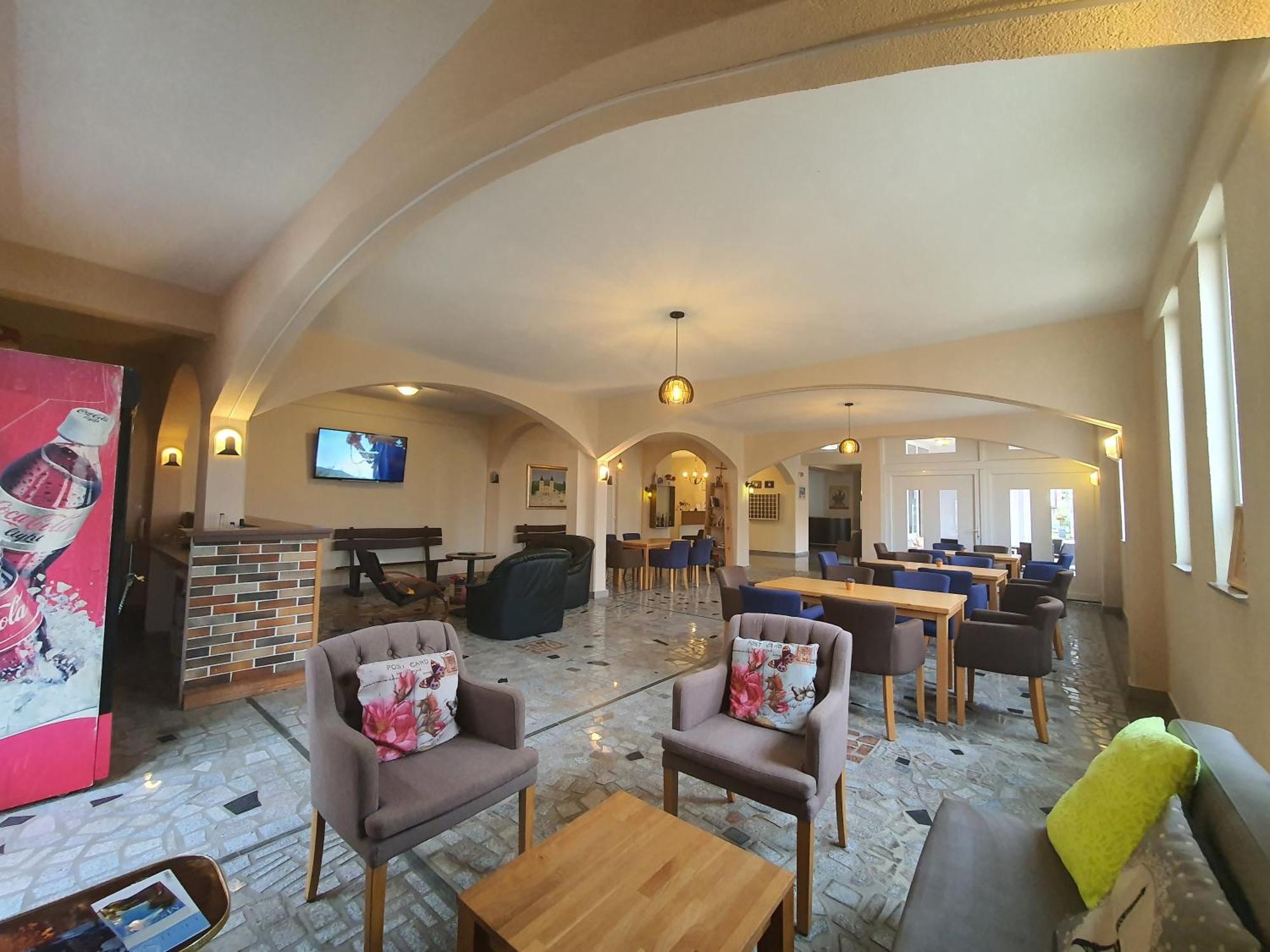 Hotel Barbaric Međugorje Exteriör bild